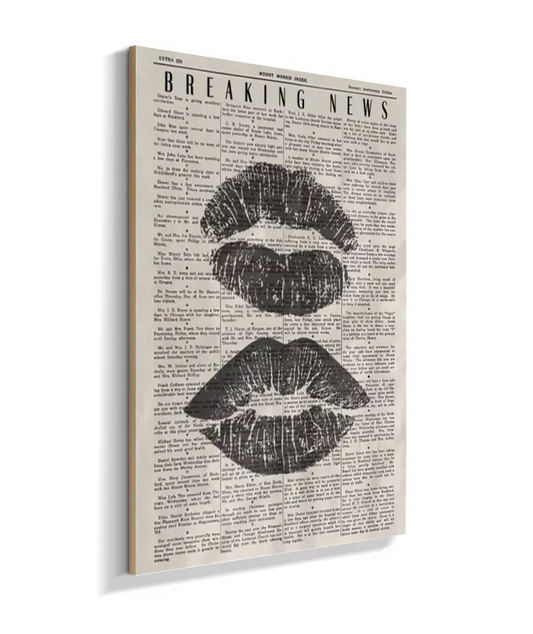 Breaking News: Kiss Edition